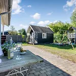 Shania - 300m From The Sea By Interhome * Юельсминне