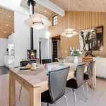 Shania - 300m From The Sea By Interhome *