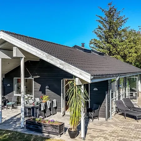 Shania - 300m From The Sea By Interhome Feriehus